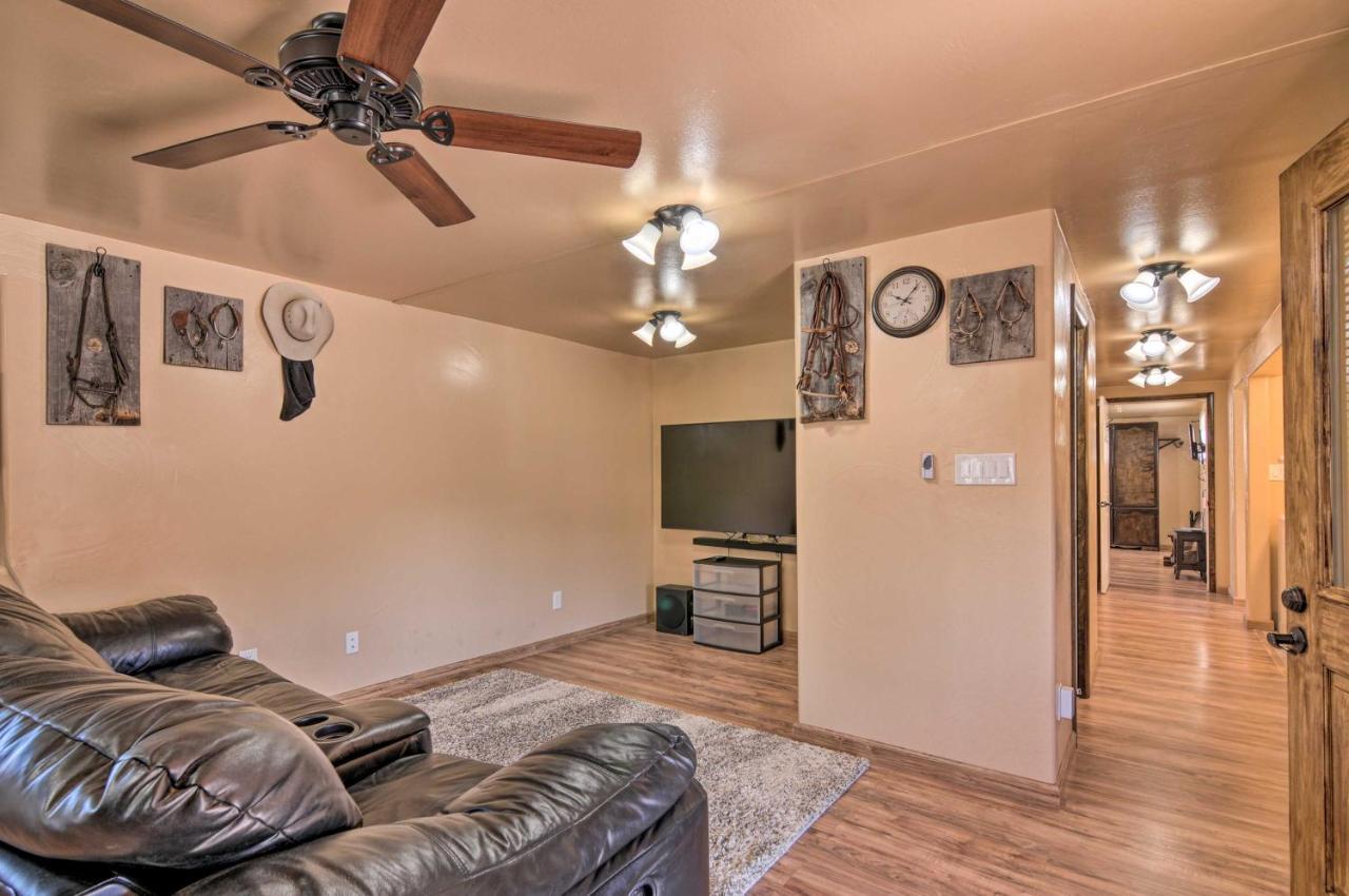 Cozy Home With Canyon Views 2 Mi To Grand Staircase Henrieville エクステリア 写真